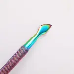 Ensemble de 4 Repoussoirs et Coupe-Cuticules Professionnels Effet Arc-en-Ciel pour Manucure Parfaite